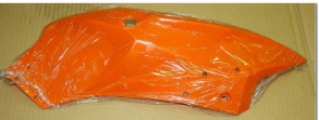 Облицовка боковая, правая, оранж SHARK