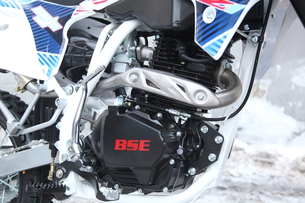 Кроссовый мотоцикл BSE Z1 150e 19/16 Night Road 1 - фото 3