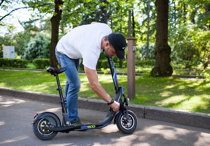 Электросамокат ELTRECO ICONIC GL 48V 500W
