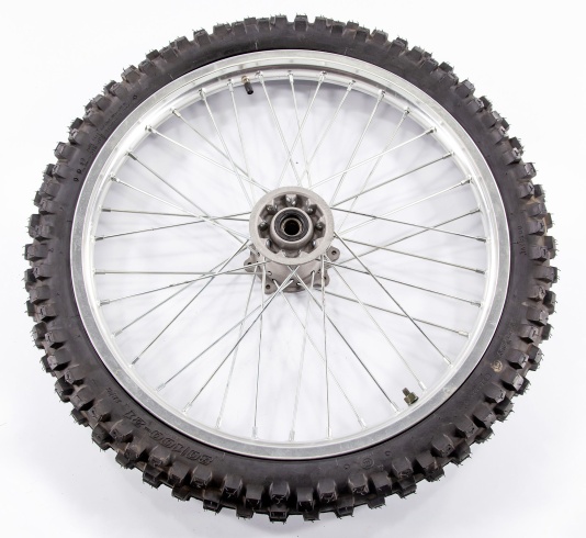 Колесо переднее в сборе с покрышкой 1.60x21 80/100-21 BSE J1, J2 Z3