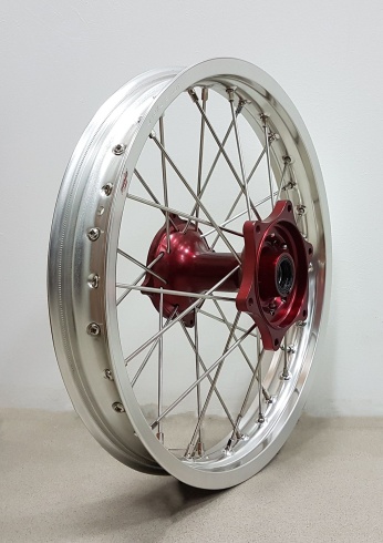 Диск колёсный задний 18" 2,15x18 CRF(32H) CNC MOJO 25мм серебристый обод BSE M8 Z8 RTC 300