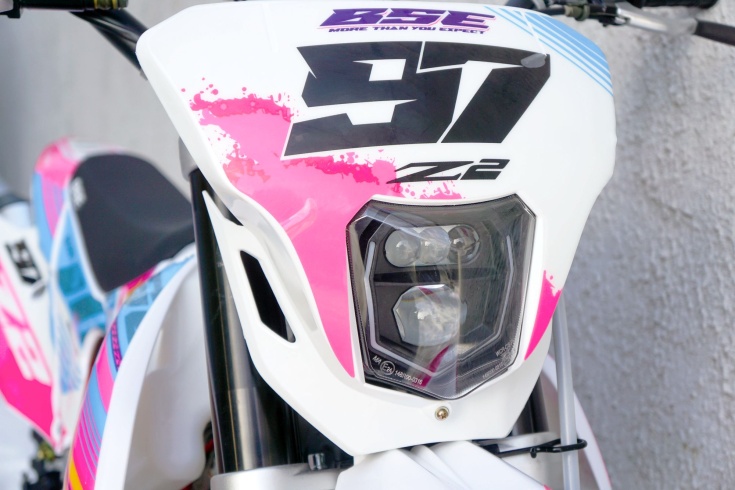 Наклейки BSE Z2 Roqvi Pink BSE Z2