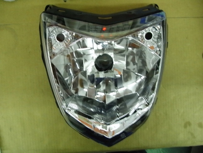 Оптический элемент фары передней SYM Wolf 250