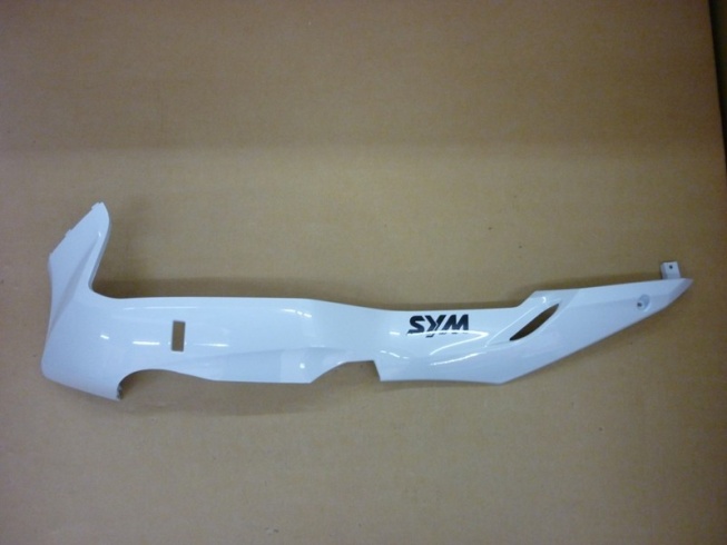 Облицовка боковая нижняя левая белый_WH-300P SYM JoyMax 300