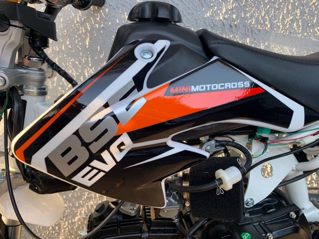 Питбайк BSE EVO 110 E SA 14/12 Red Blade 3 (Полуавтоматическая КПП)