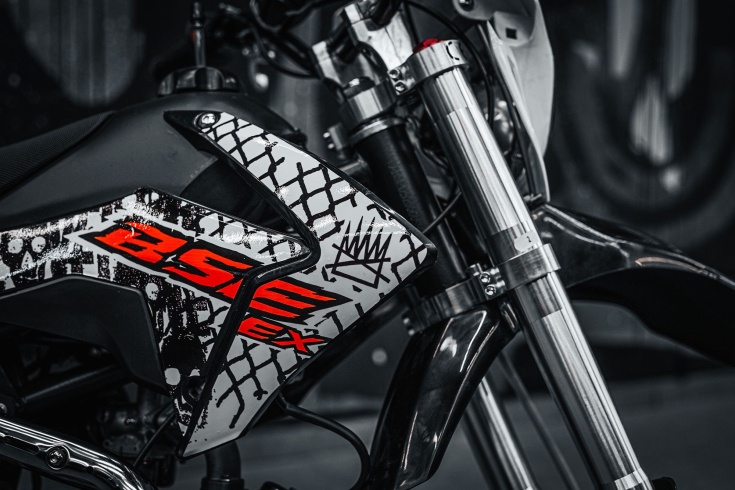 Питбайк BSE EX 125e 14/12 Max13 White Red 1