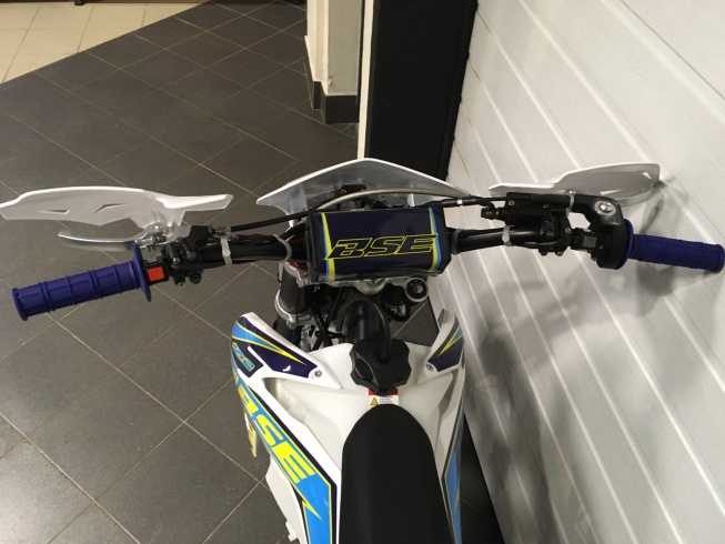 Эндуро / кроссовый мотоцикл BSE Z2 21/18 Blue