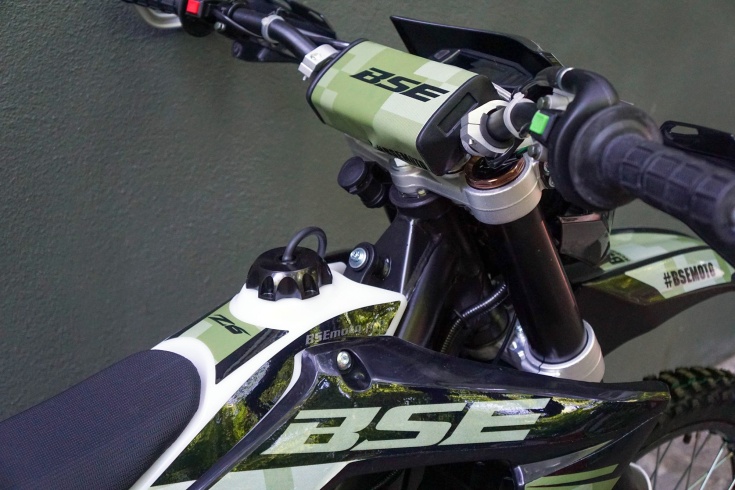 Эндуро / кроссовый мотоцикл BSE Z6 Camo Green (010)