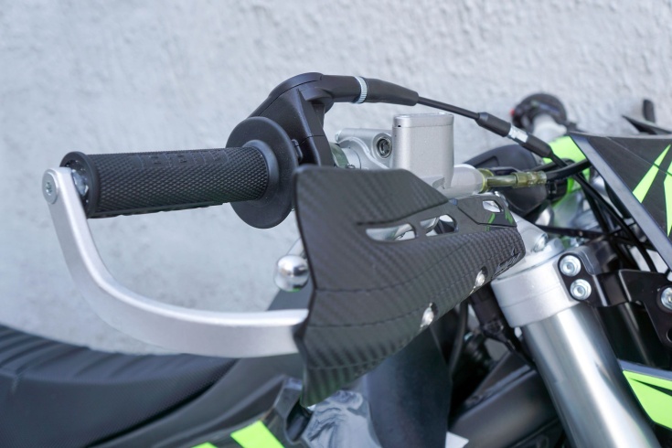 Эндуро / кроссовый мотоцикл BSE Z7 Green Blast (015)