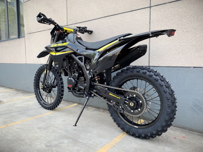 Эндуро / кроссовый мотоцикл BSE Z9 Yellow Metallic (015)