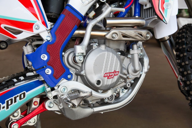 Кроссовый мотоцикл BSE RTC-300R Fanta 21/18 1