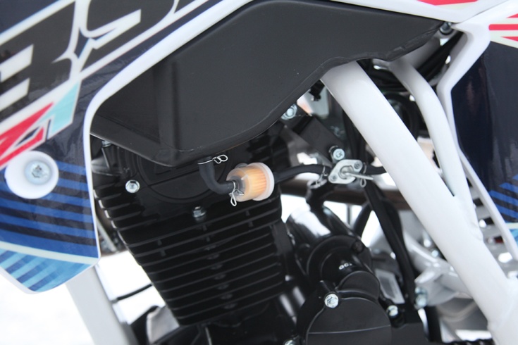 Кроссовый мотоцикл BSE Z1 150e 19/16 Night Road 1