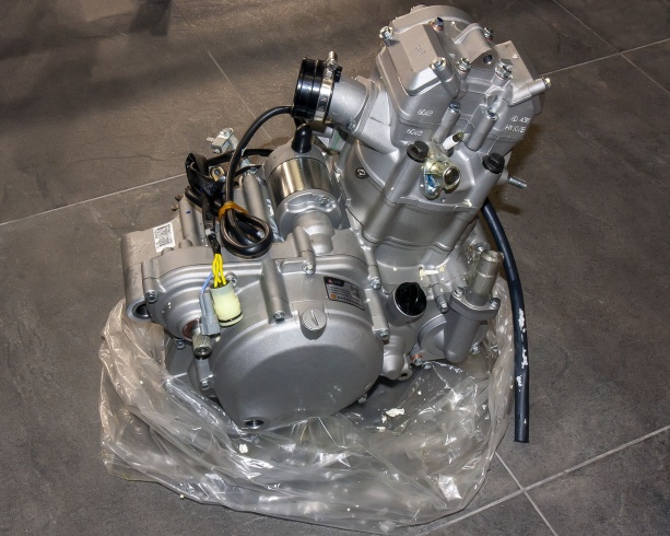 Двигатель в сборе Zongshen ZS169FMM BSE J1, J2