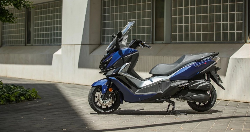 Максискутер SYM CRUiSYM a 300 матовый синий