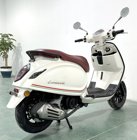 Скутер Motosuper Lamocca White (белый)