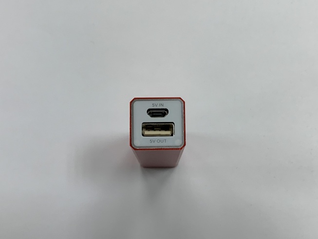 Внешний аккумулятор SYM red 2600 mAh