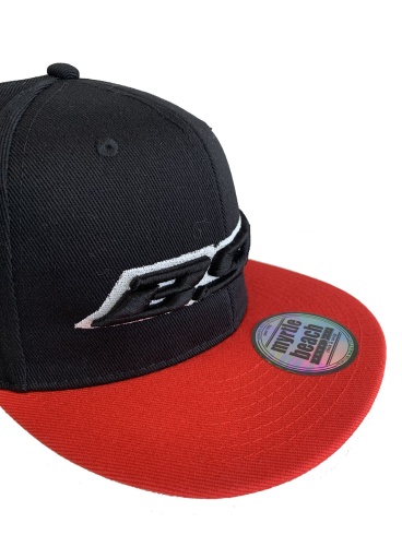 Бейсболка BSE Snapback black-red      