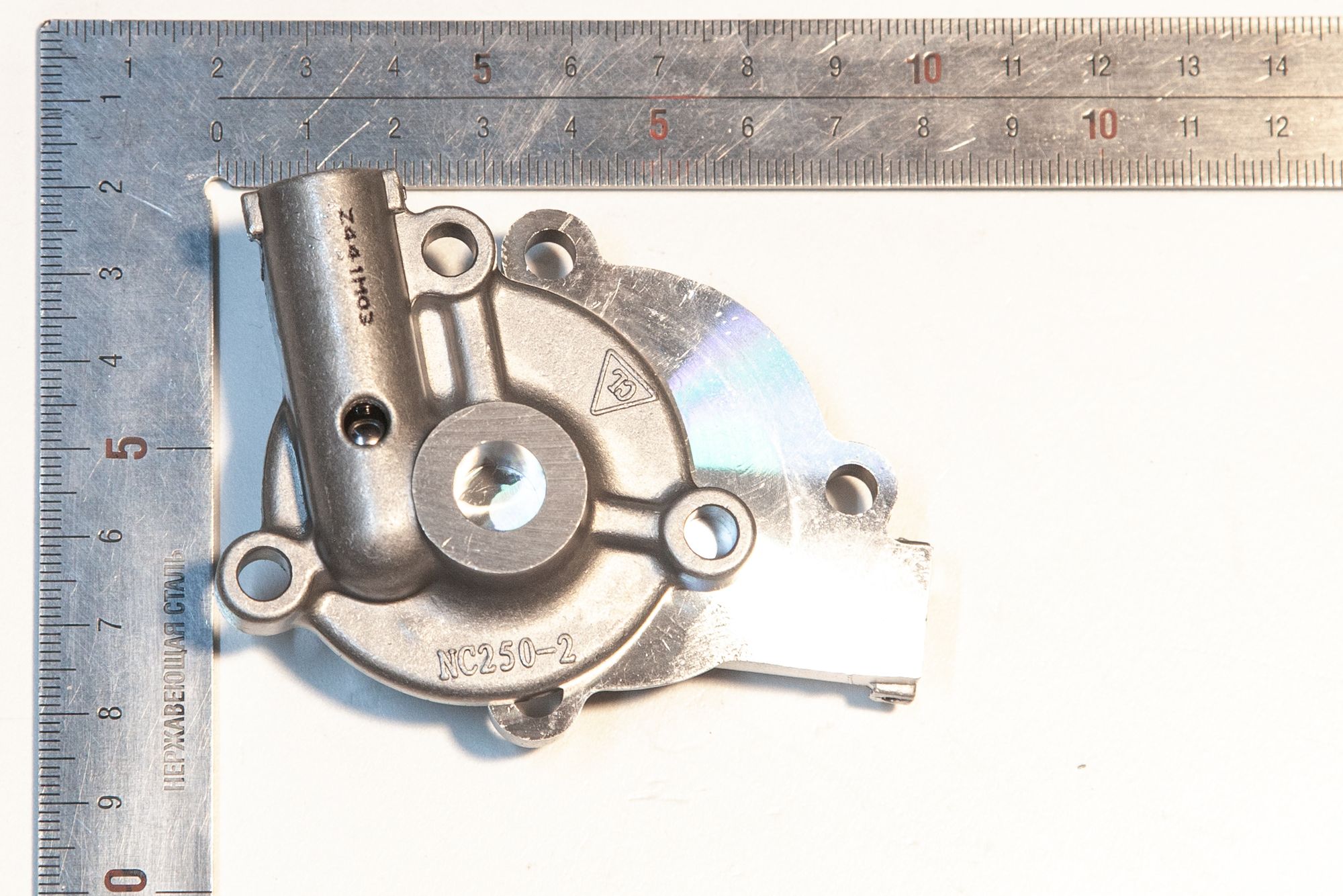 Крышка масляного насоса BSE ZS194MQ