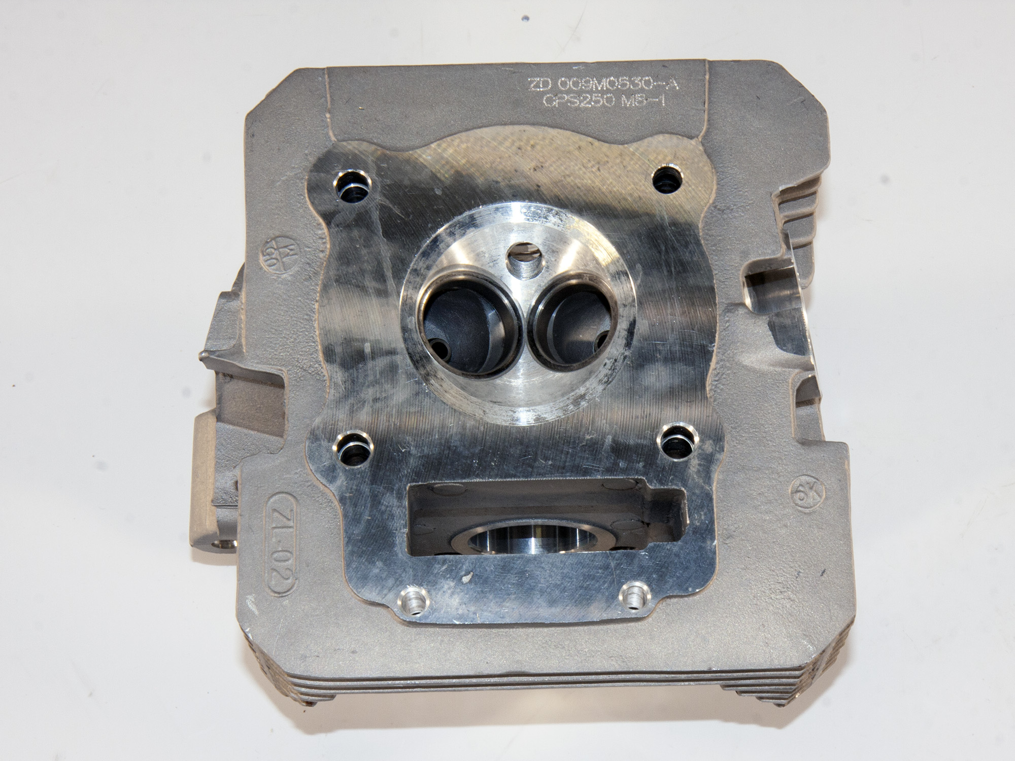 Головка блока цилиндра, ГБЦ в сборе BSE ZS172FMM