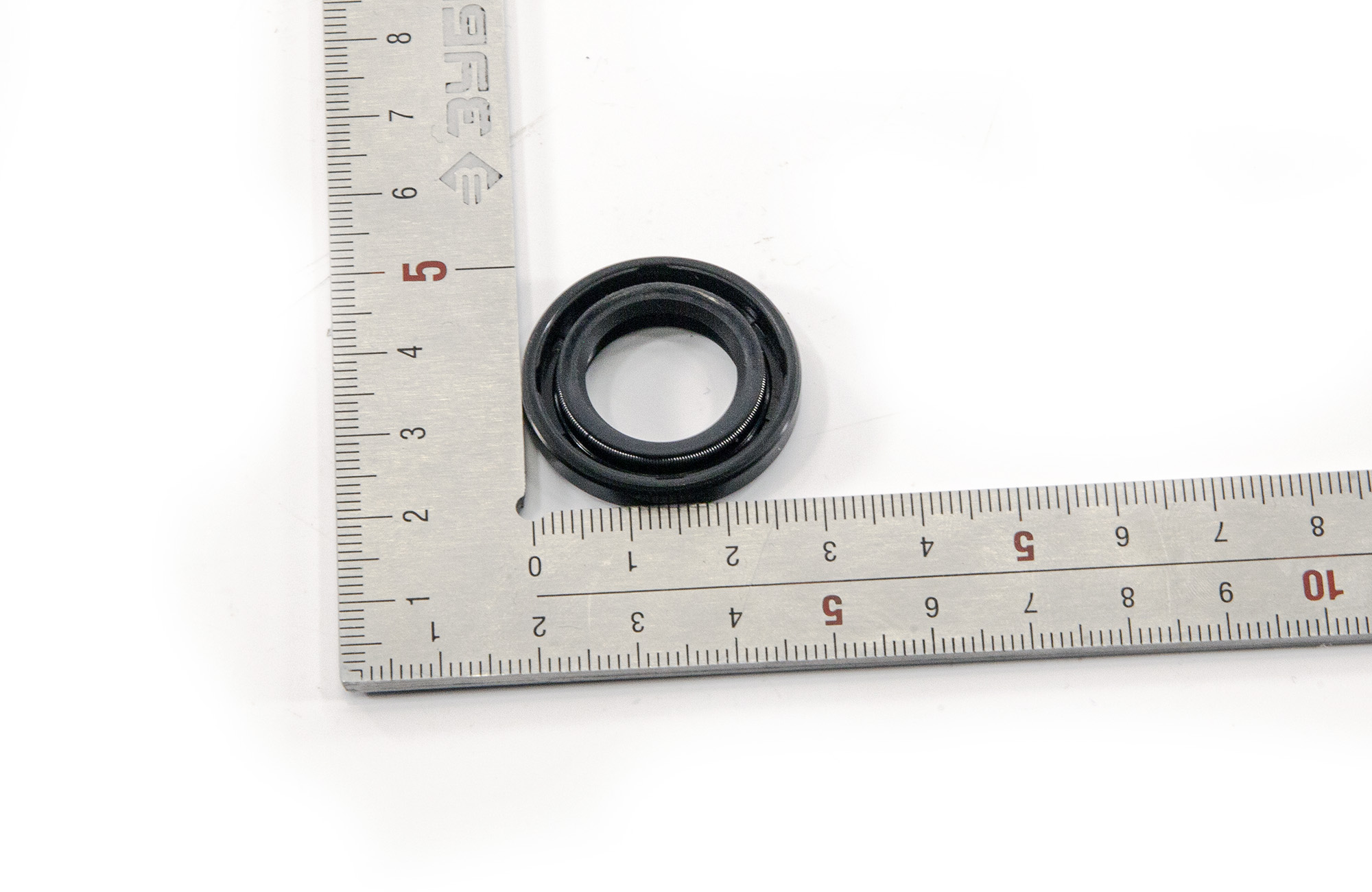 Сальник 17x29x5 BSE 153FMI 154FMI ZS1P47FMD