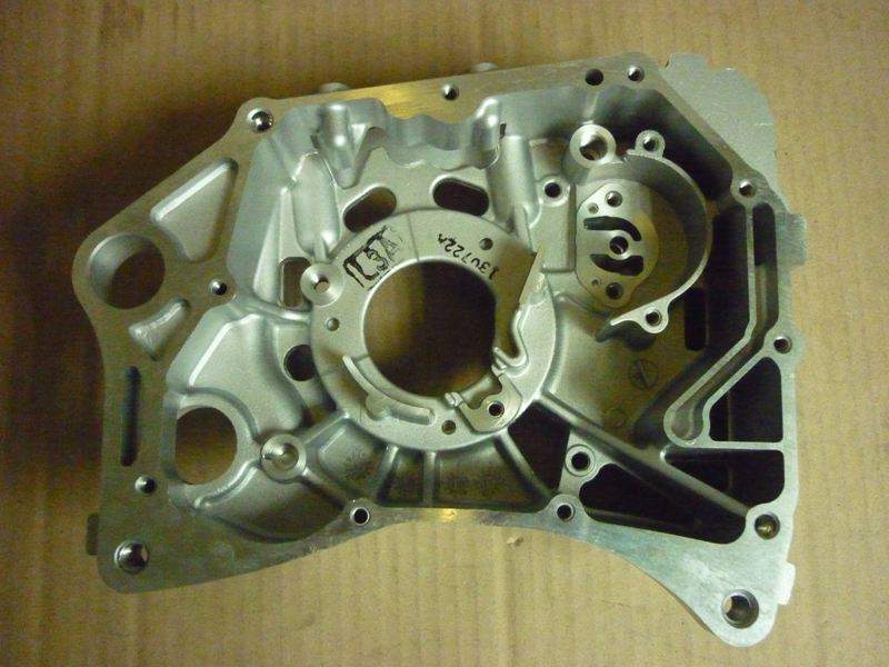 Картер двигателя правая половина SYM