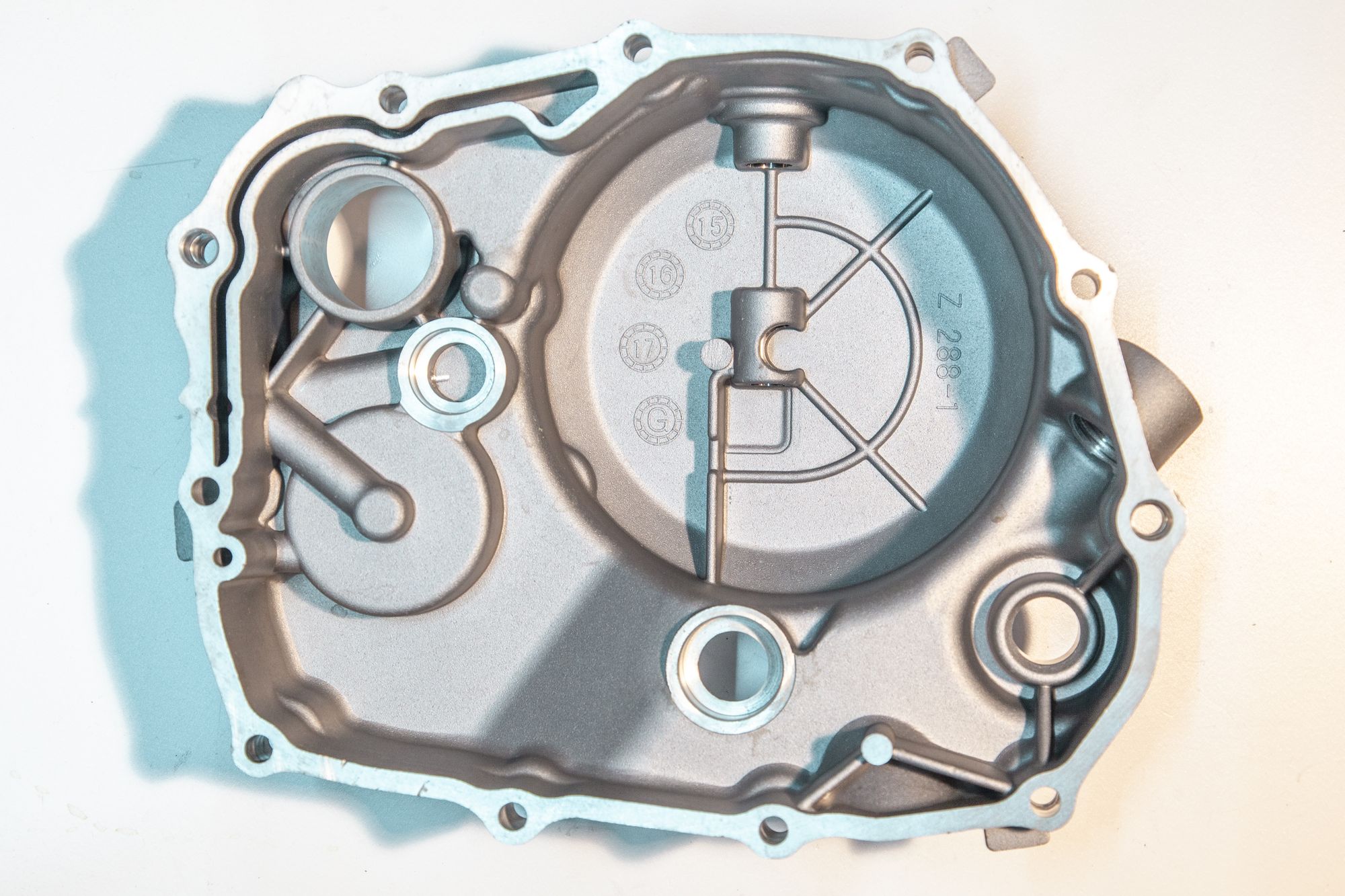 Крышка картера правая CBS BSE ZS174MN