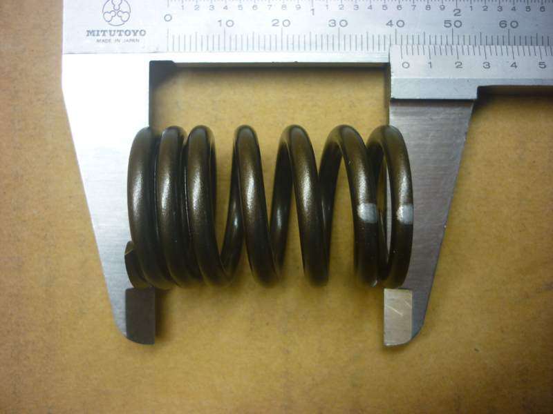 Пружина клапана SYM