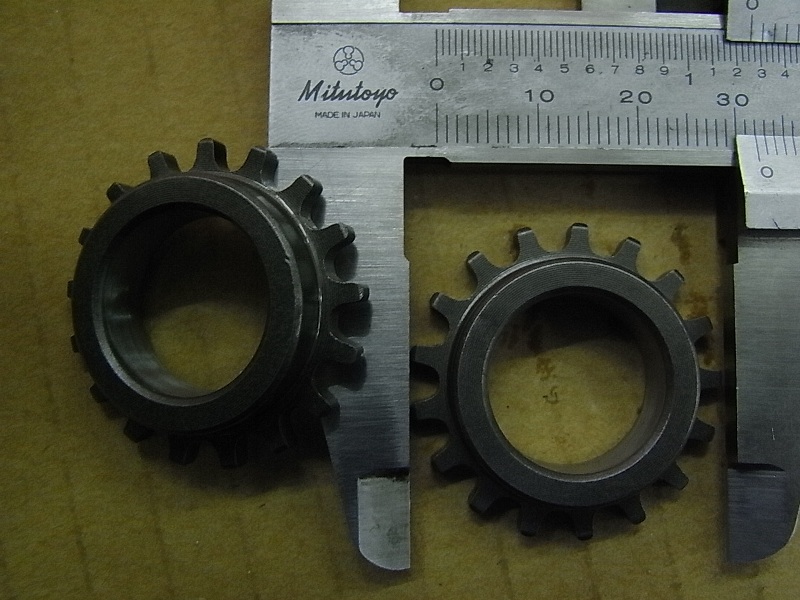 Шестерня привода масляного насоса SYM