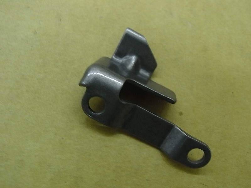 Кронштейн катушки магнетто SYM