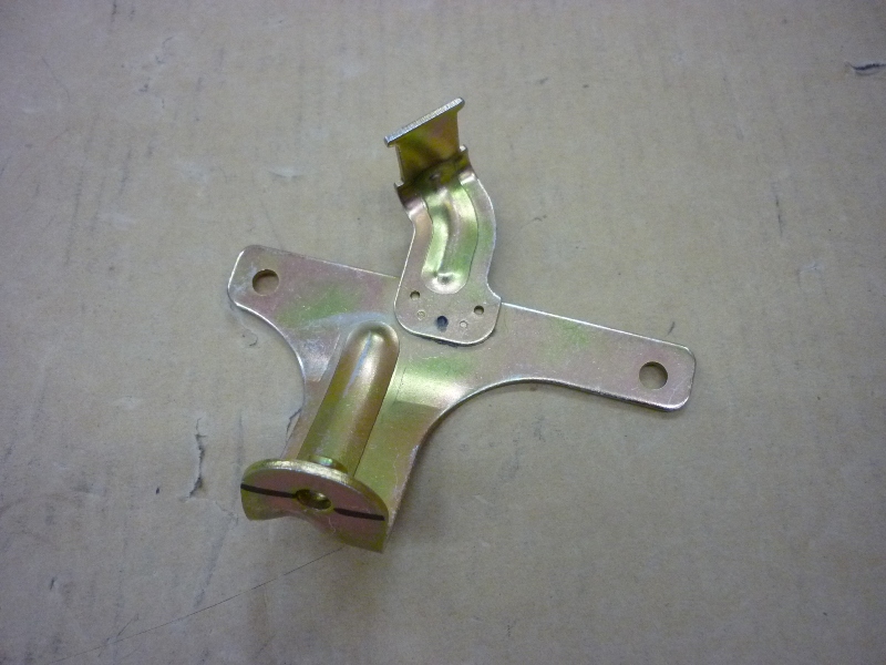 Кронштейн корпуса воздушного фильтра SYM