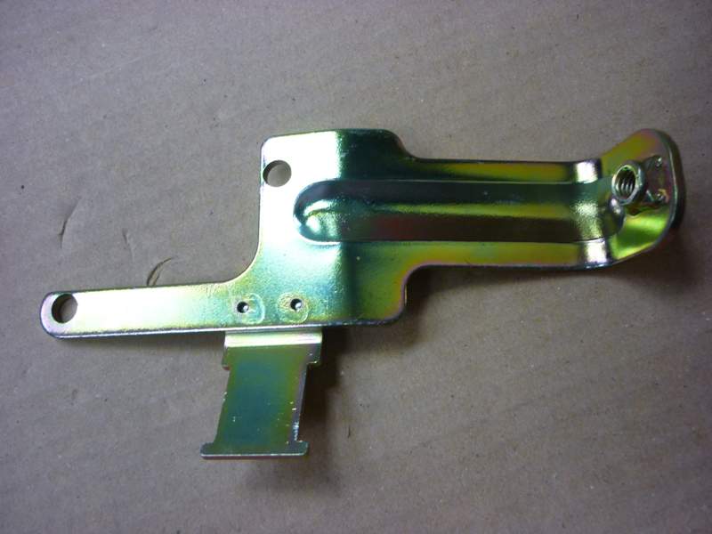 Кронштейн корпуса воздушного фильтра SYM