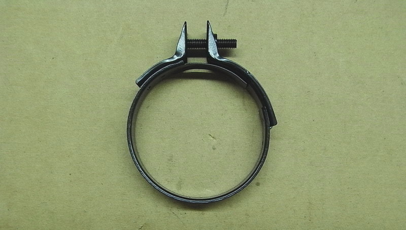 Хомут трубы впускной 50 SYM