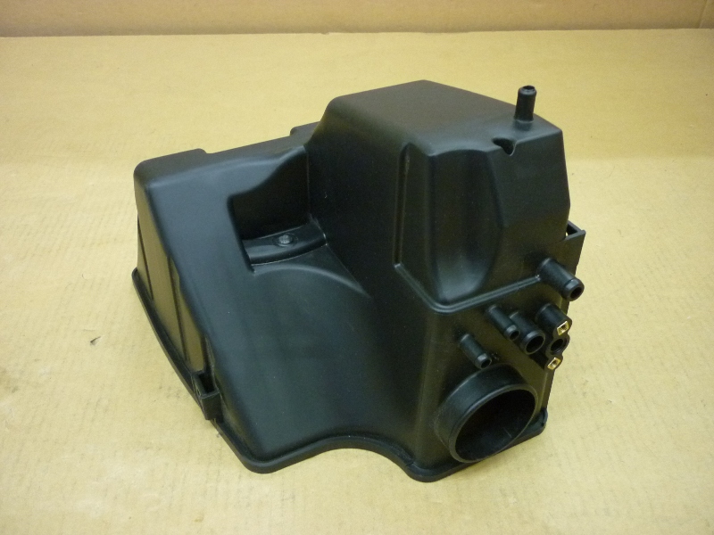 Корпус фильтра воздушного SYM