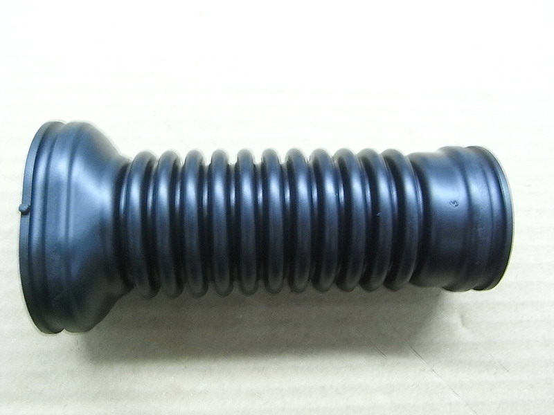 Воздуховод фильтра воздушного а SYM GTS 300; JoyMax 300