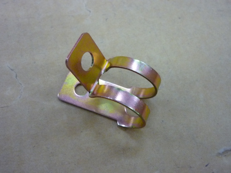 Крепление трубки топливной в SYM