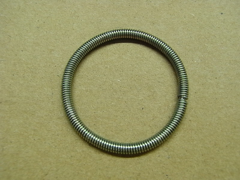 Хомут пружинный SYM