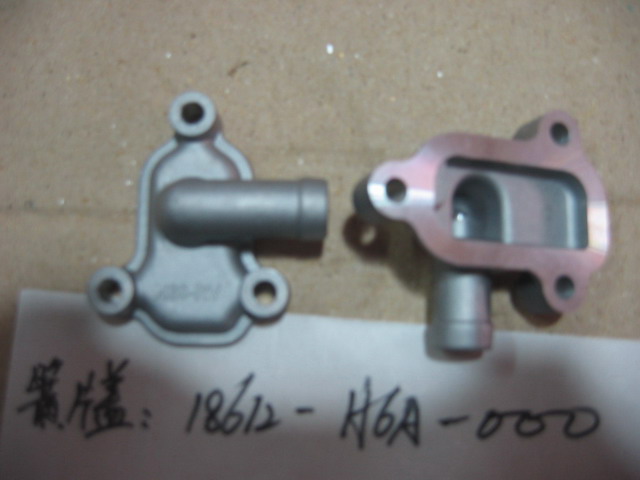 Крышка клапана системы рециркуляции SYM