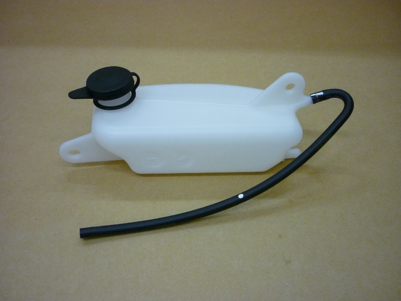 Бачок расширительный в сборе SYM