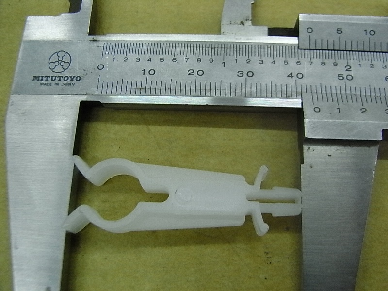 Крепление провода SYM