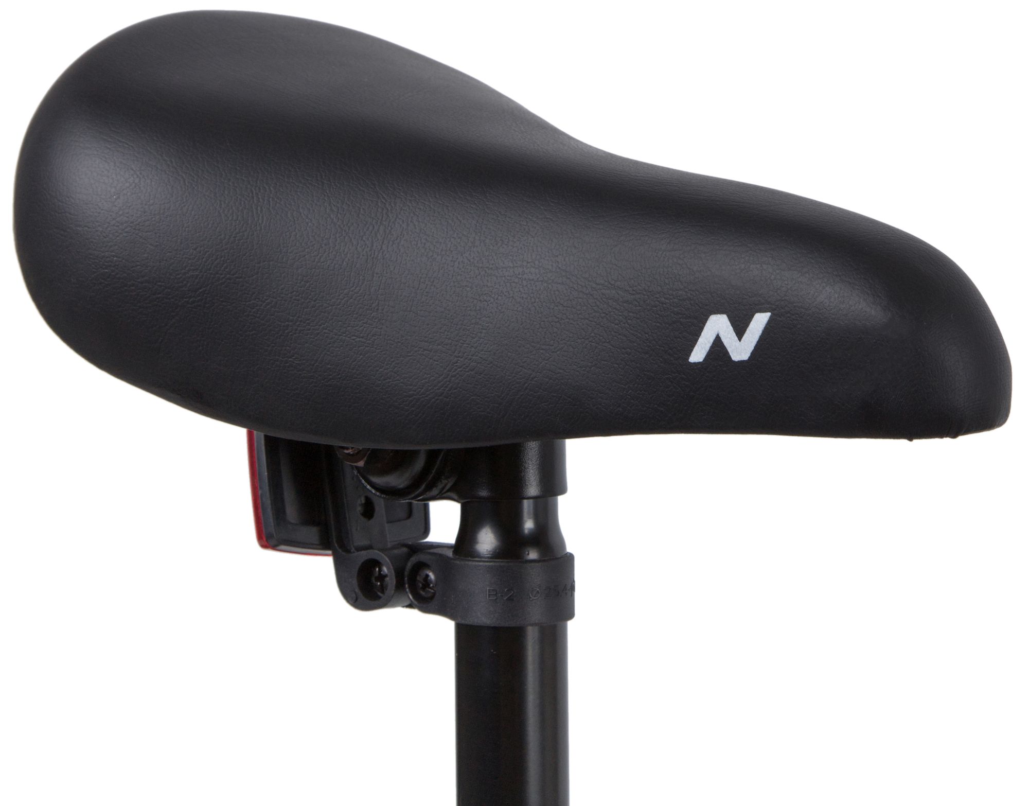 Велосипед NOVATRACK 20" STRIKE белый-красный, тормоз нож, крылья корот, защита А-тип#139704