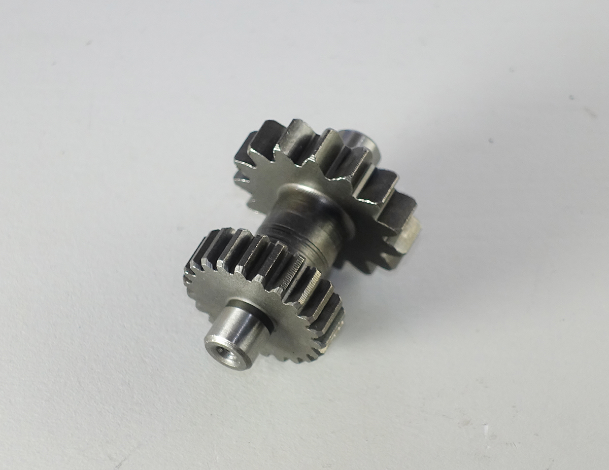 Вал редуктора стартера два колеса 2 (15/22) [100202634] BSE ZS166FMM ZS169FMM