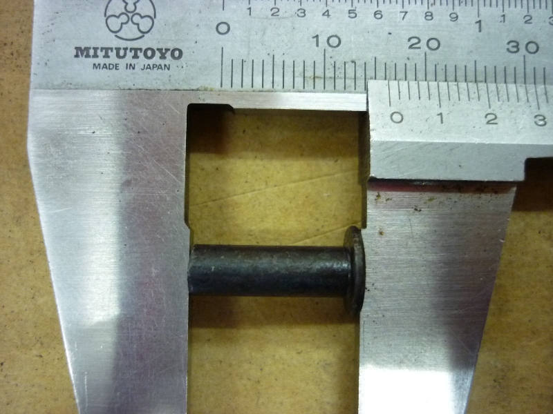 Заклепка 5мм SYM