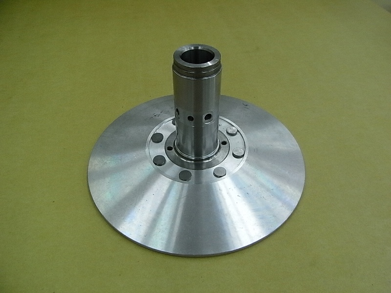 Половина ведомого шкива вариатора SYM