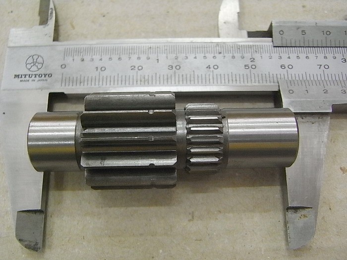 Вал редуктора промежуточный SYM Mio 50