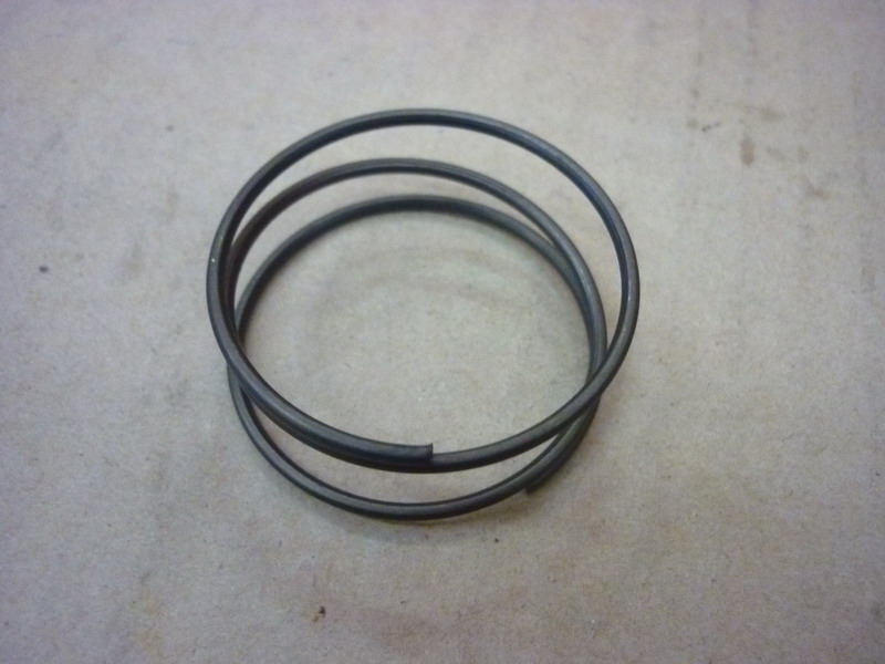 Пружина стопорной шестерни SYM