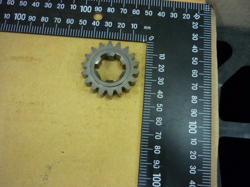 Шестерня M-2 SYM