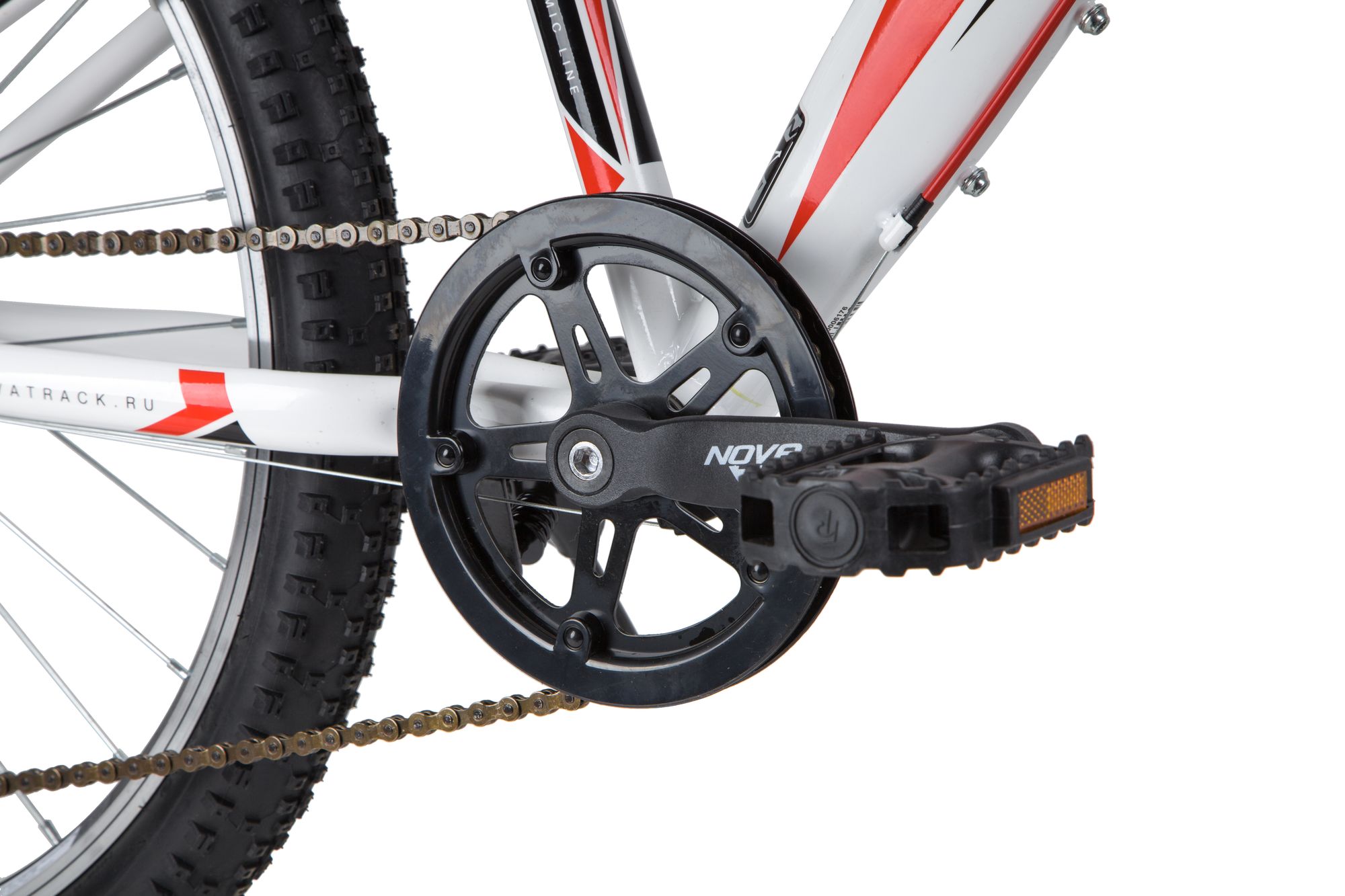 Велосипед NOVATRACK 24" RACER сталь.рама 12" ,белый, 6-скор, TY21/TS38/SG-6SI, V-brake#148088