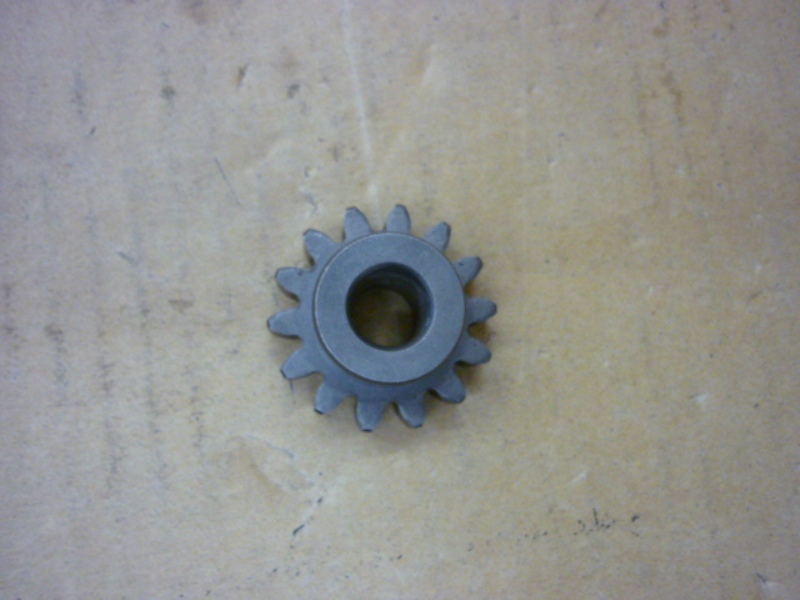 Шестерня стартера промежуточная SYM