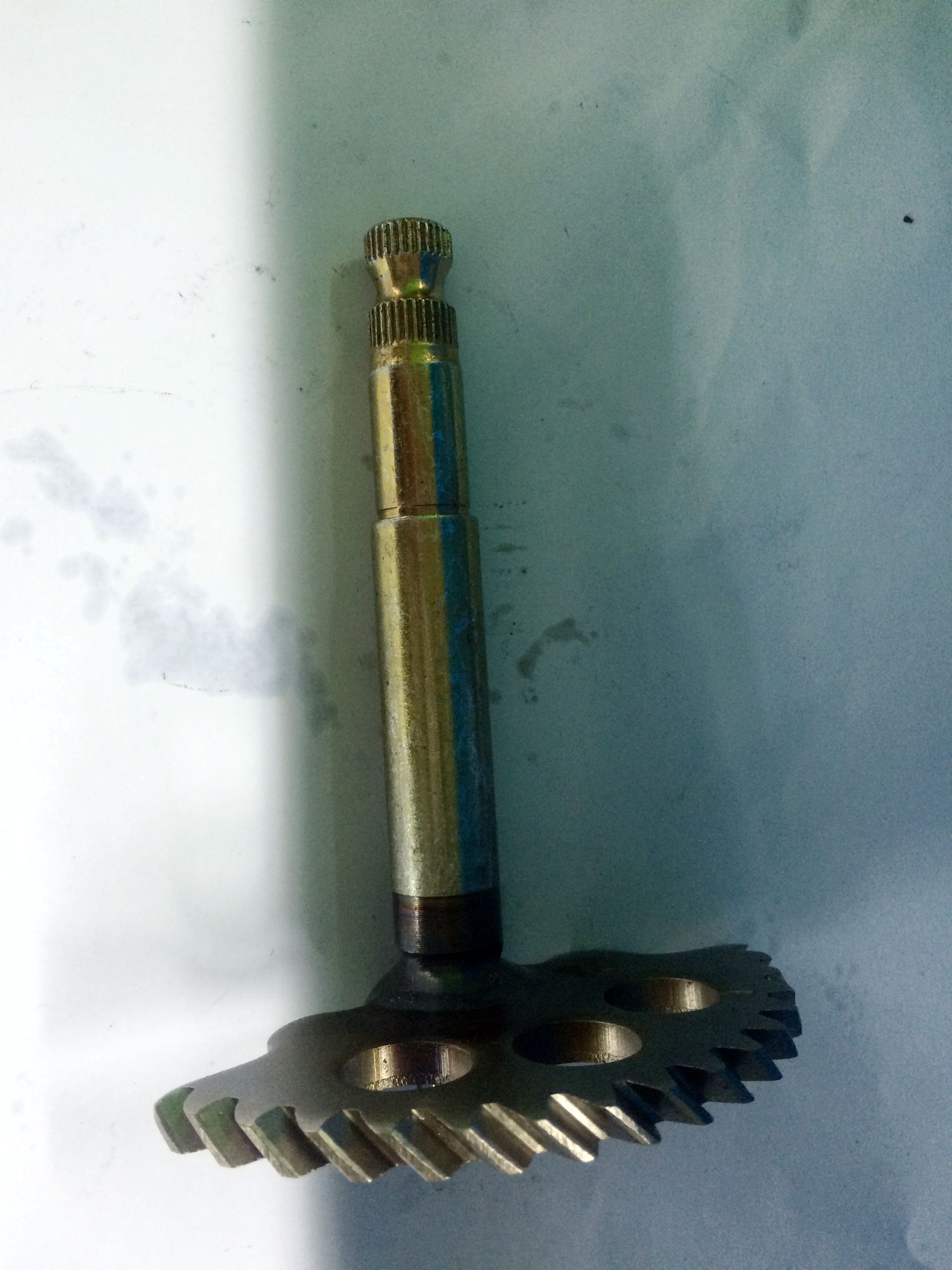 Вал кикстартера с полушестерней (17 зубьев) Motosuper S9