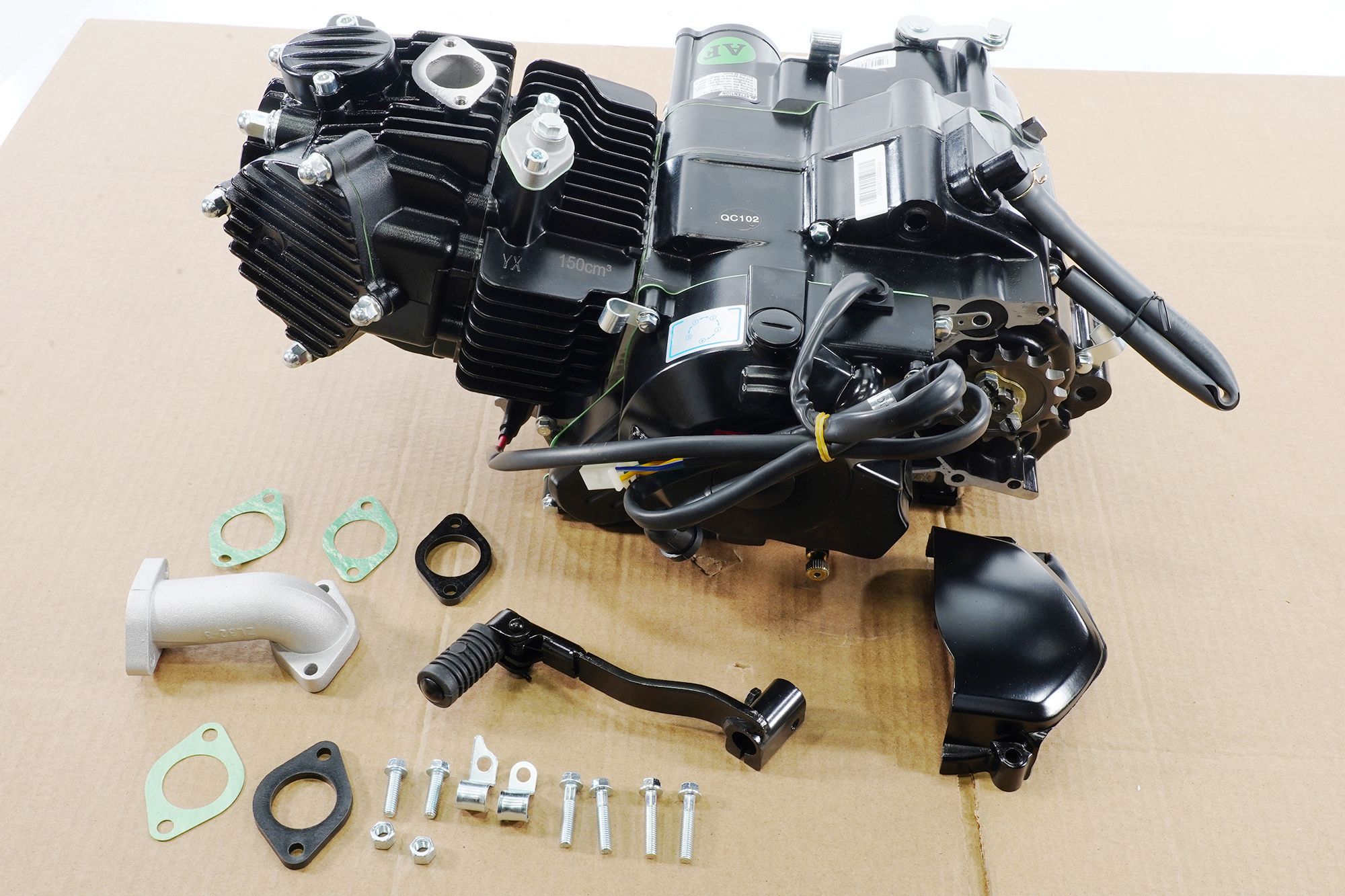 Двигатель в сборе 150cc YINXIANG(WD150) BSE PH 150